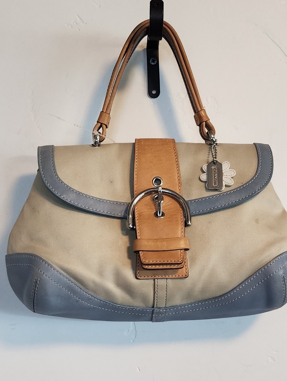 Coach Cream and Light Blue Satchel with Tan Handles - Picture 5 of 7